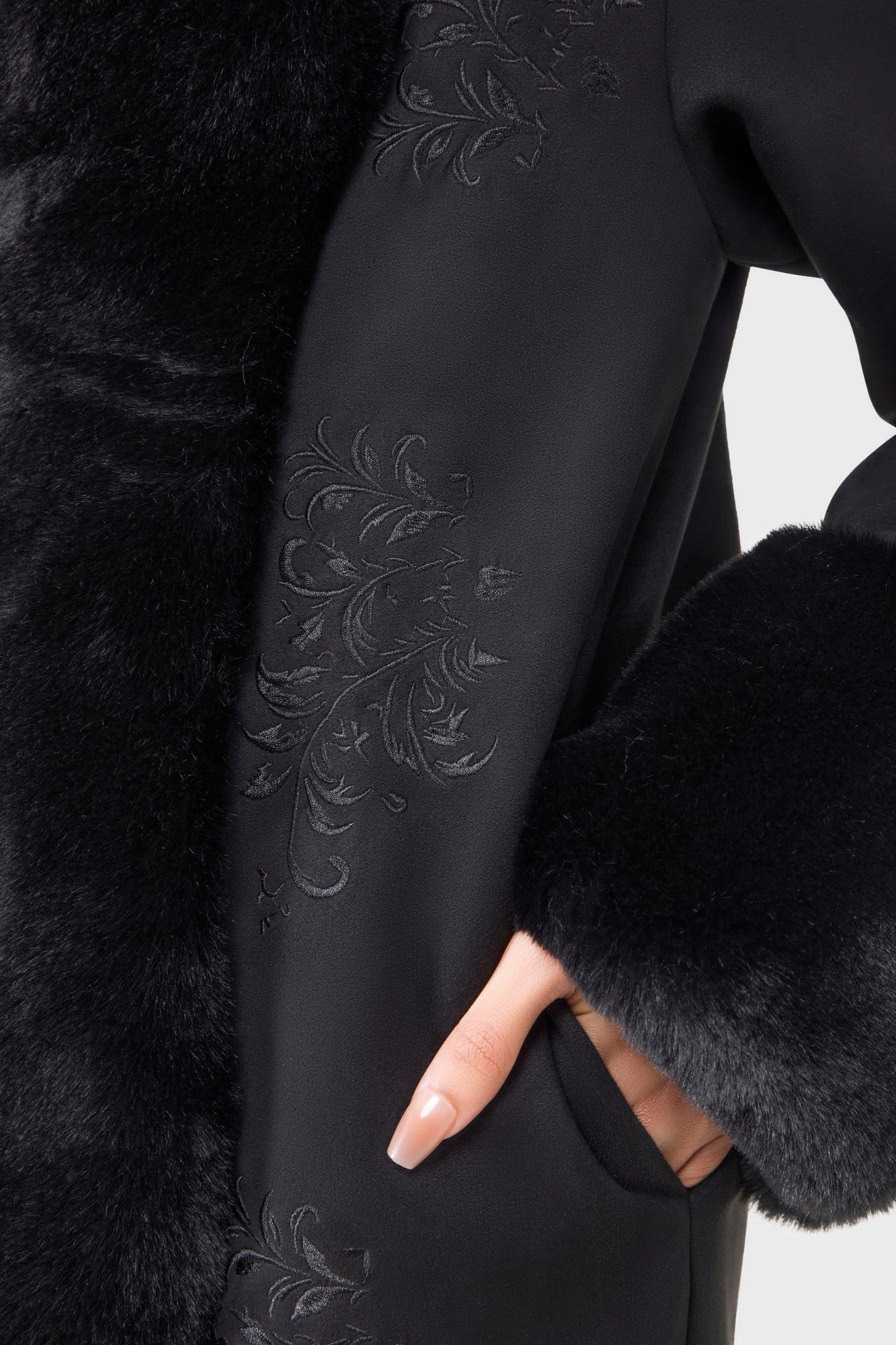 Bloodthorn Coat 3 Bloodthorn Coat - Image 3