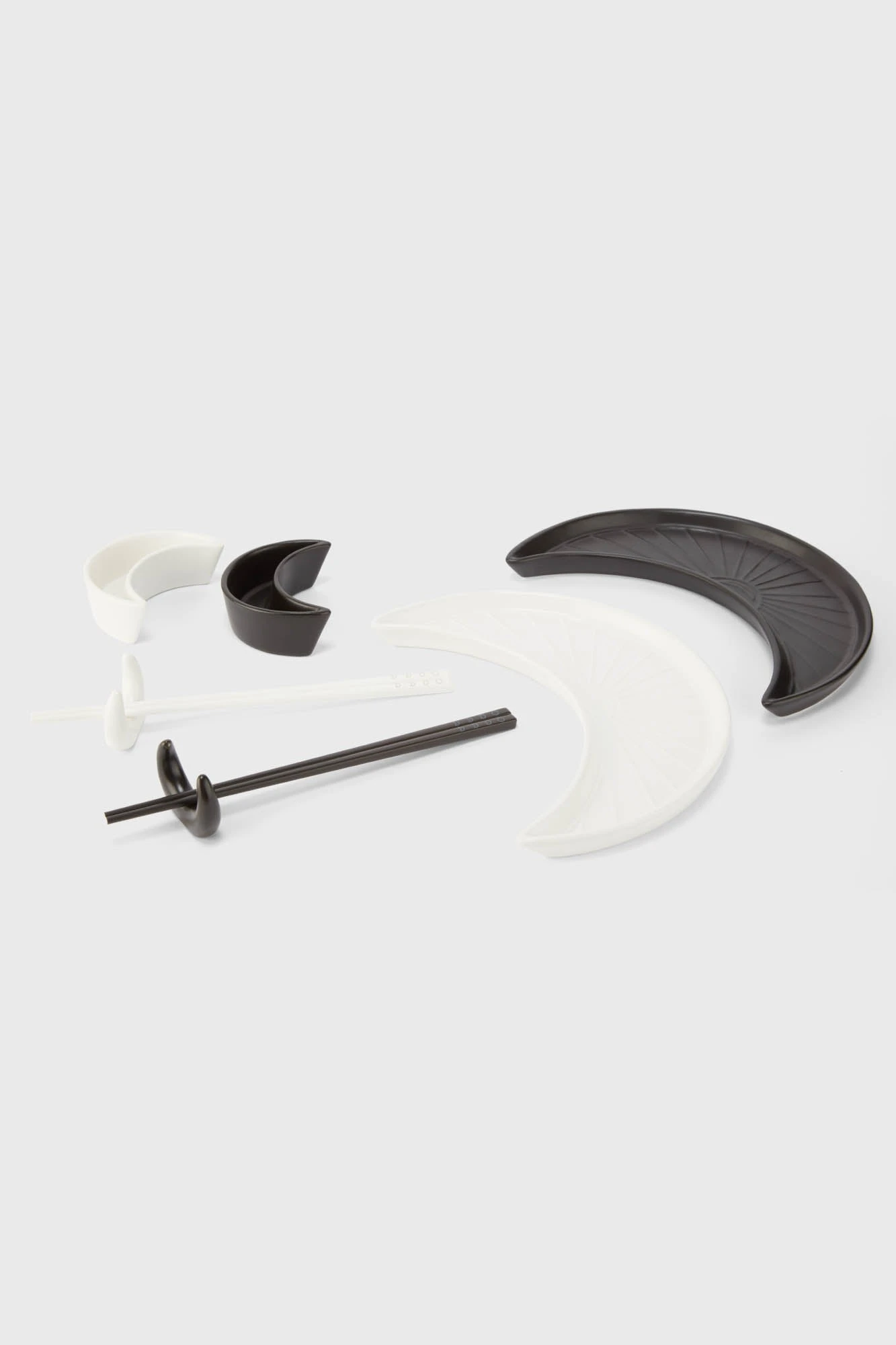 Crescent Sushi Plate Set 4 Crescent Sushi Plate Set - Image 4