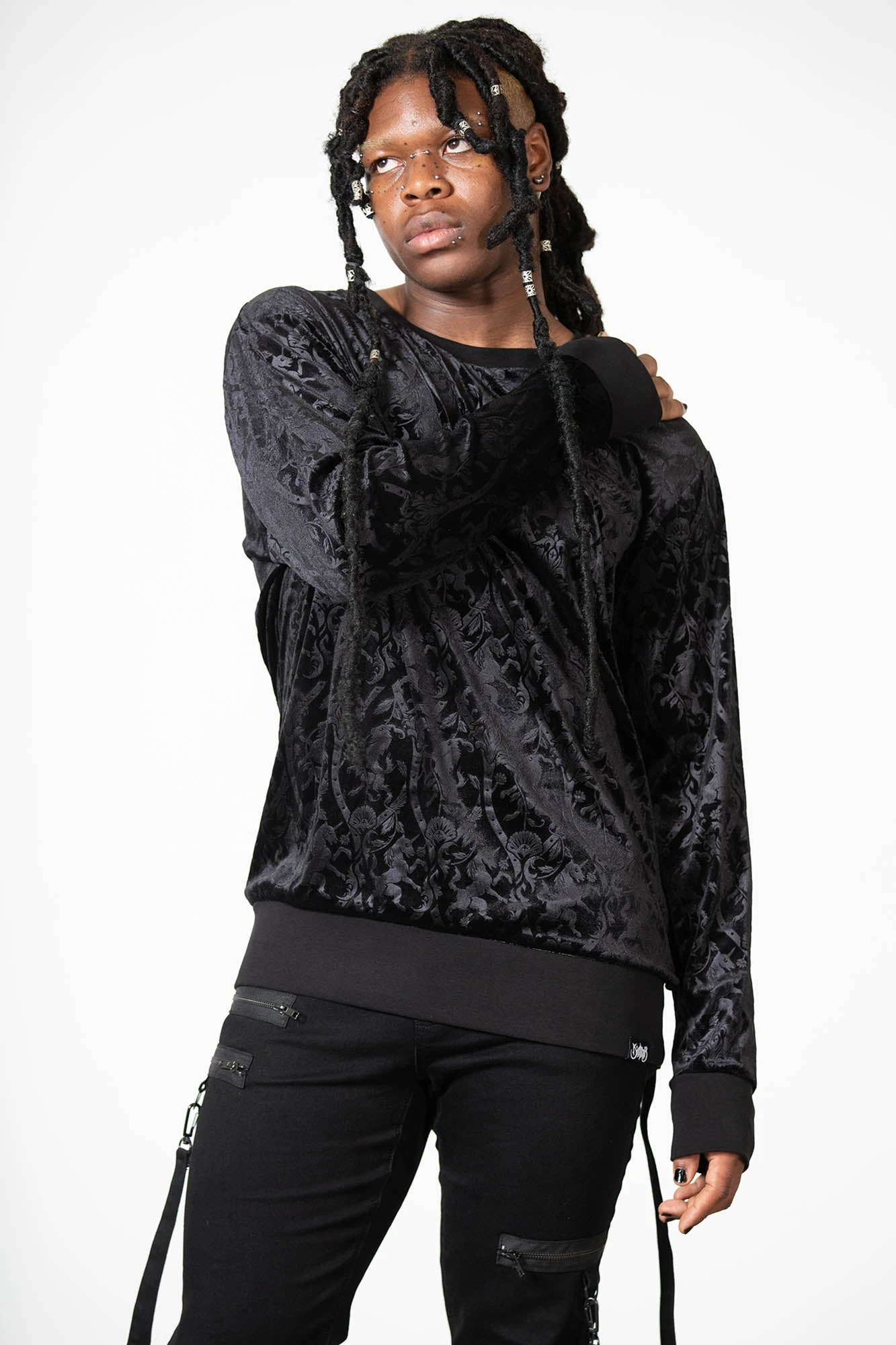 KILLSTAR Ealhswith Embossed Velvet Sweatshirt 2 KILLSTAR Ealhswith Embossed Velvet Sweatshirt - Image 2