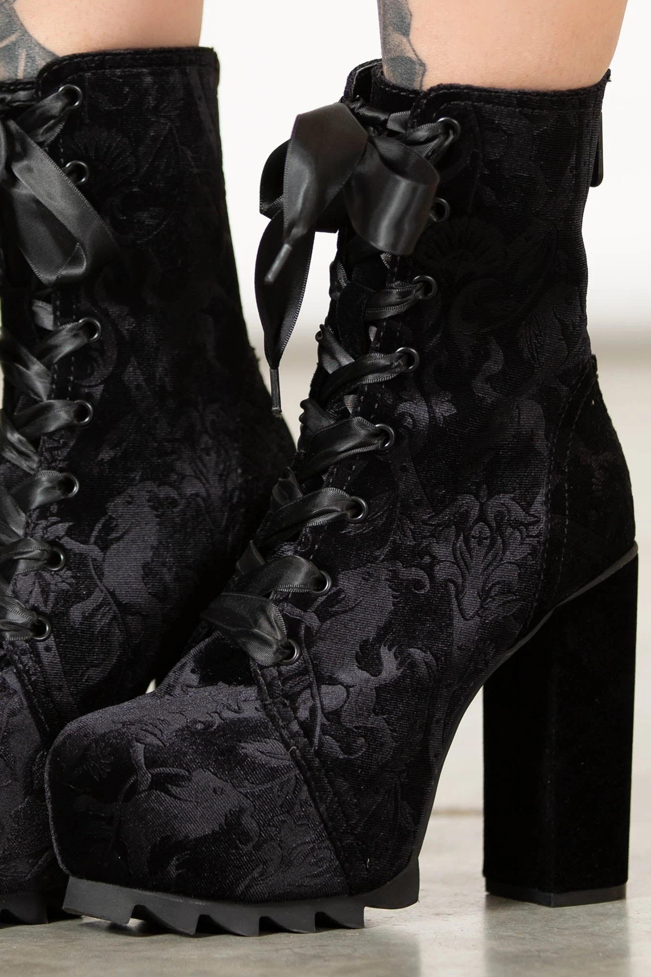 KILLSTAR Mormaer Velvet Platform Boots 2 KILLSTAR Mormaer Velvet Platform Boots - Image 2