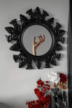 Noctera Mirror