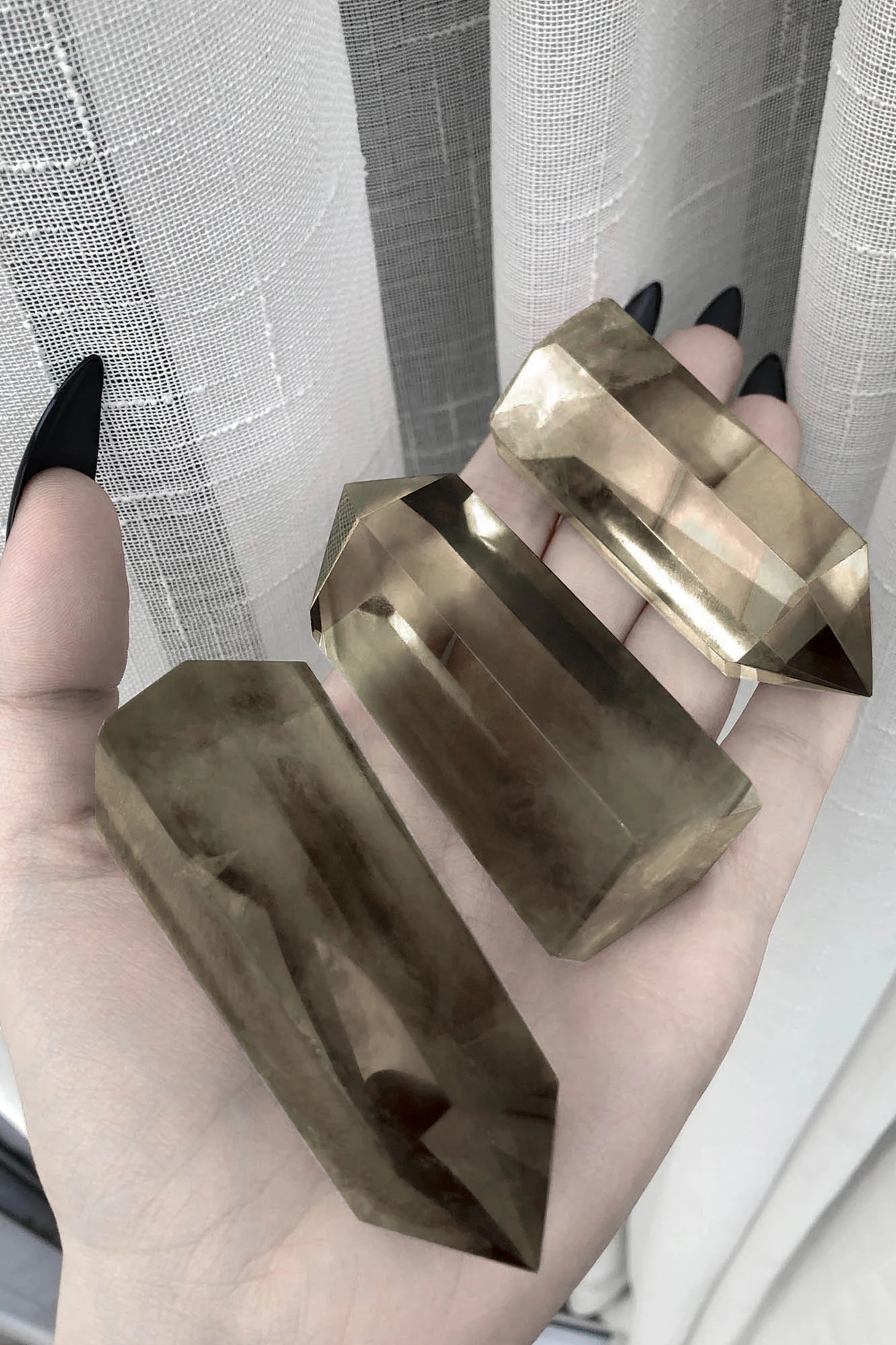 Smokey Quartz Crystal 4 Smokey Quartz Crystal - Image 4