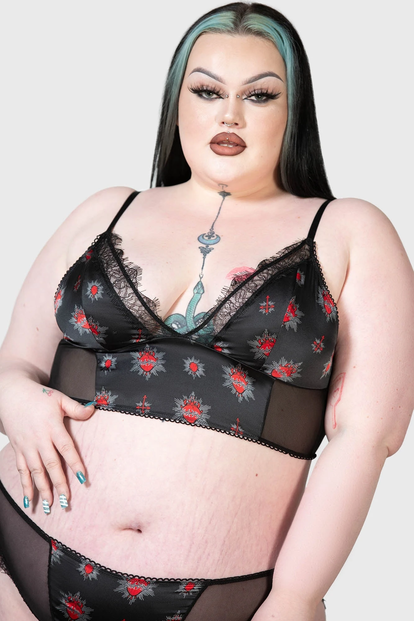 KILLSTAR Star Crossed Plus Size Bralet with Lace Trim 2 KILLSTAR Star Crossed Plus Size Bralet with Lace Trim - Image 2