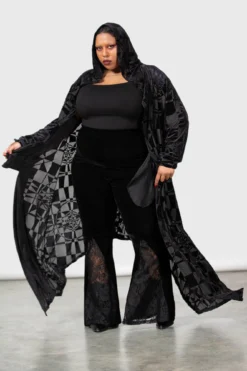 KILLSTAR x Suspiria Mood Plus Size Maxi Cardigan - Dario Argento Edition 6 KILLSTAR x Suspiria Mood Plus Size Maxi Cardigan - Dario Argento Edition -Kill Star Store SUSPIRIA MOOD CARDIGAN PLUS W D