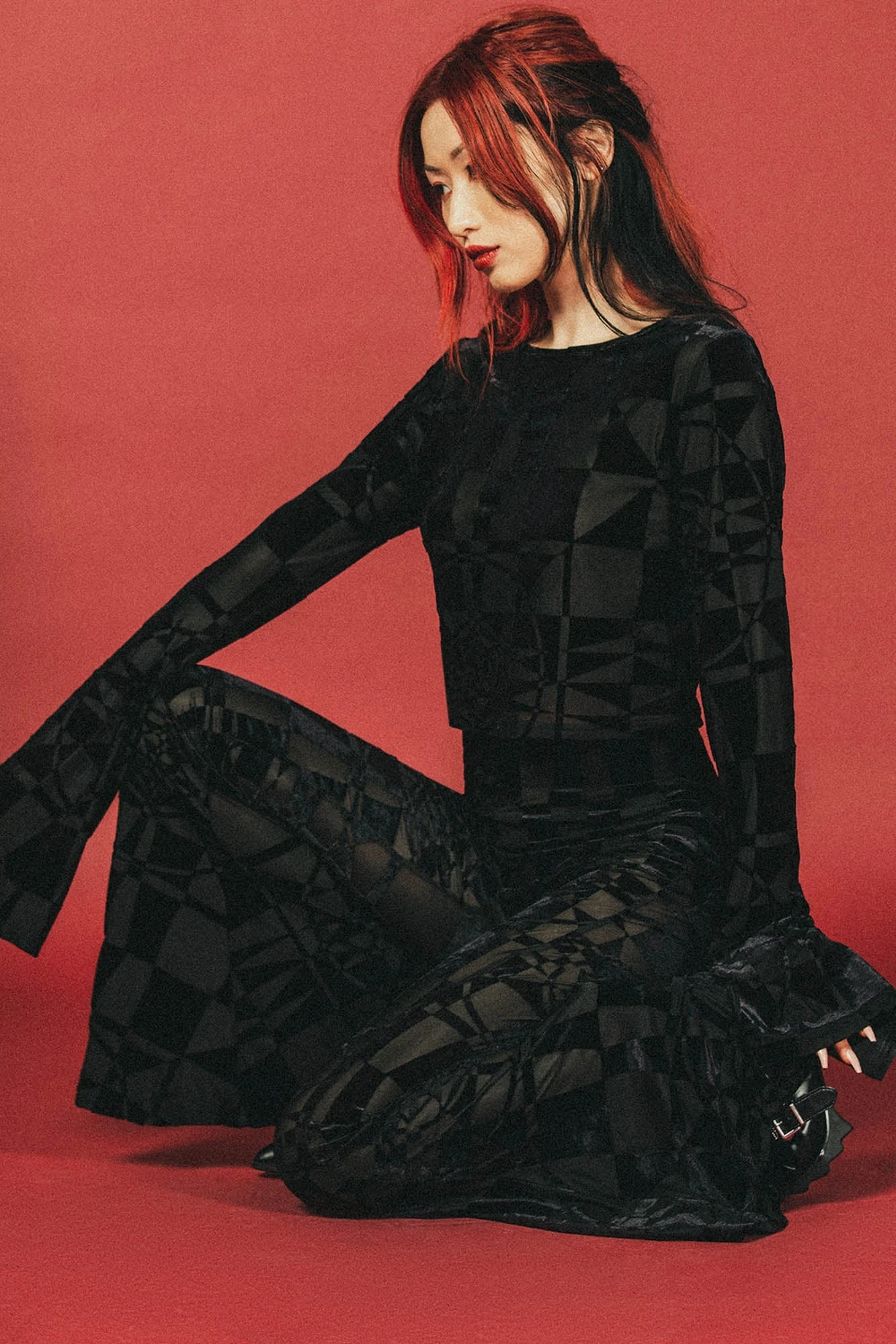 KILLSTAR x Dario Argento Suspiria Mood Flares - Black/Grey Velvet Leggings 1 KILLSTAR x Dario Argento Suspiria Mood Flares - Black/Grey Velvet Leggings