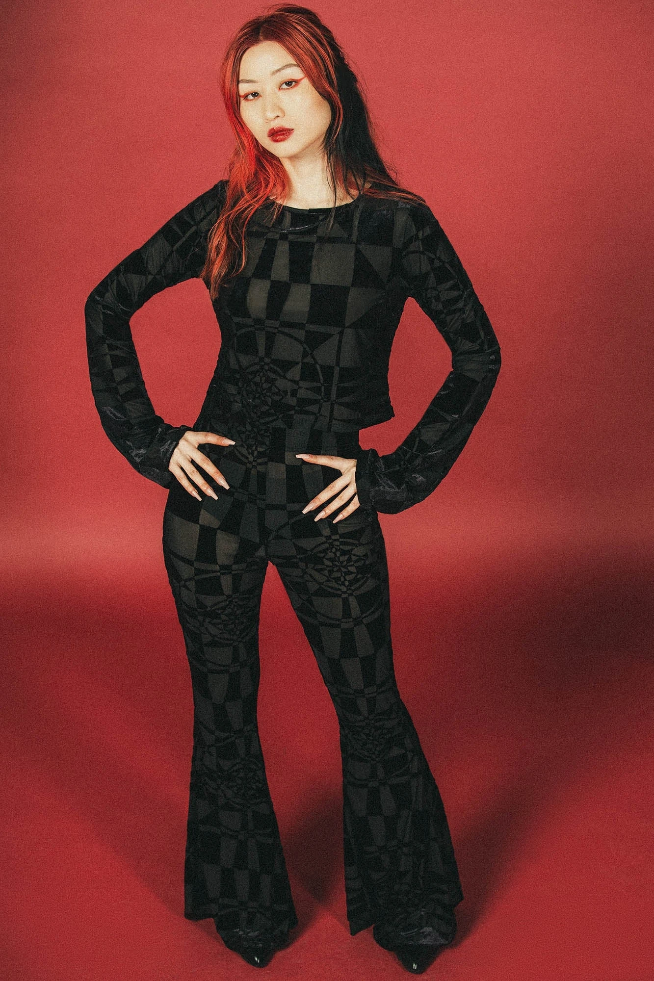 KILLSTAR x Dario Argento Suspiria Mood Flares - Black/Grey Velvet Leggings 2 KILLSTAR x Dario Argento Suspiria Mood Flares - Black/Grey Velvet Leggings - Image 2