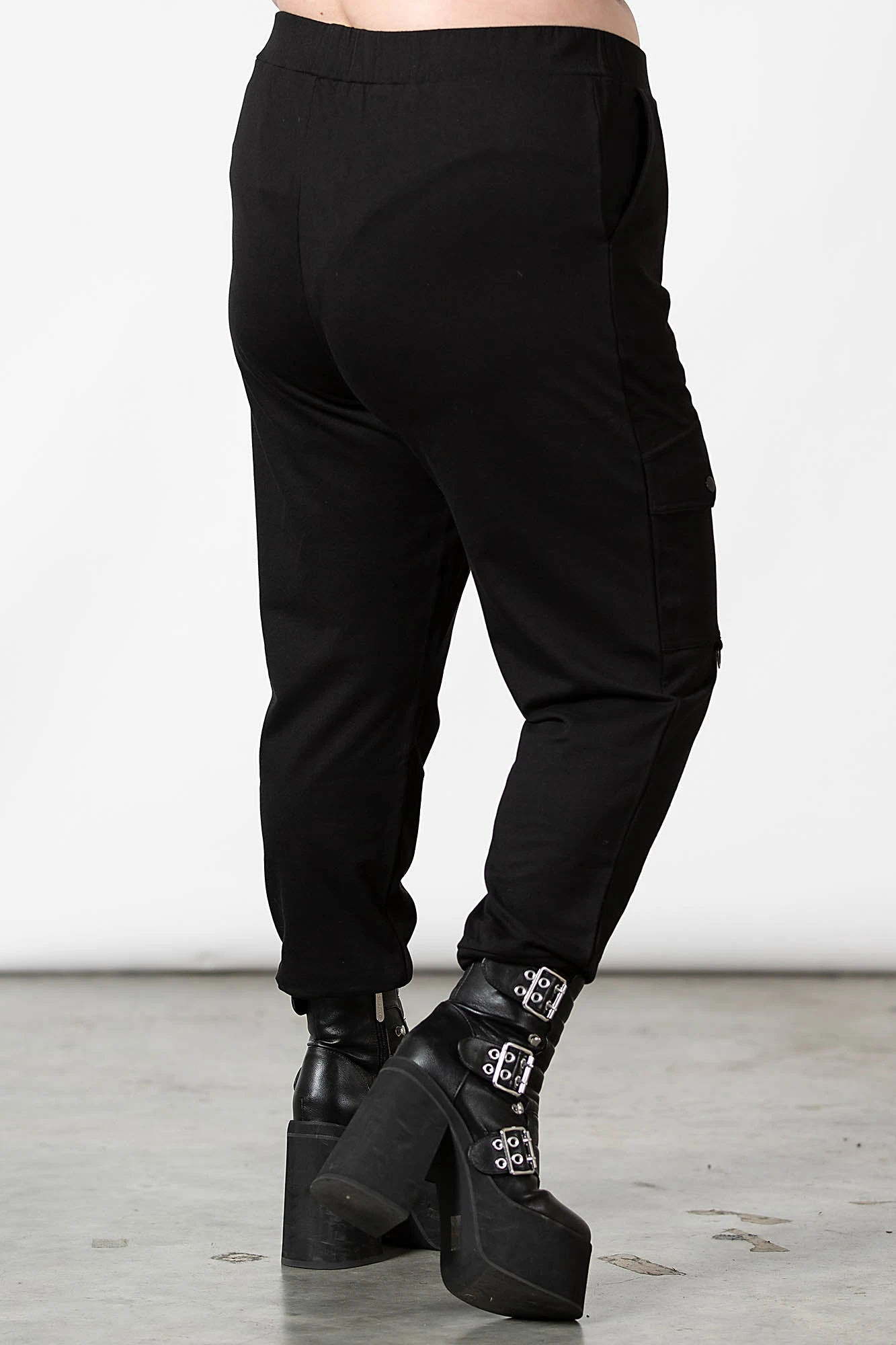 KILLSTAR Vernon Plus Size Relaxed Joggers 4 KILLSTAR Vernon Plus Size Relaxed Joggers - Image 4