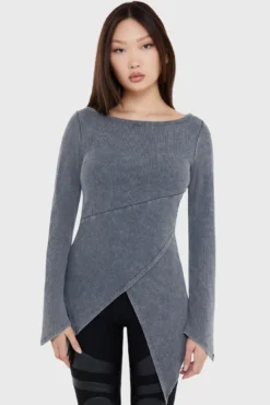 Walking In Abyss Top