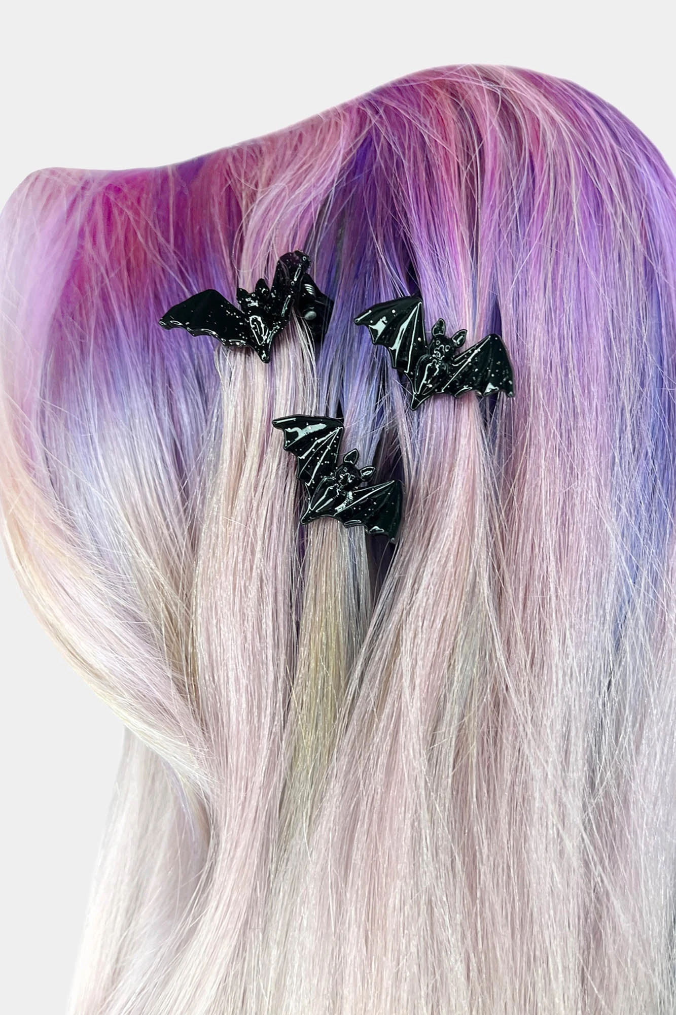 Killstar Wing It Bat Hair Claws - Pack of 6 2 Killstar Wing It Bat Hair Claws - Pack of 6 - Image 2
