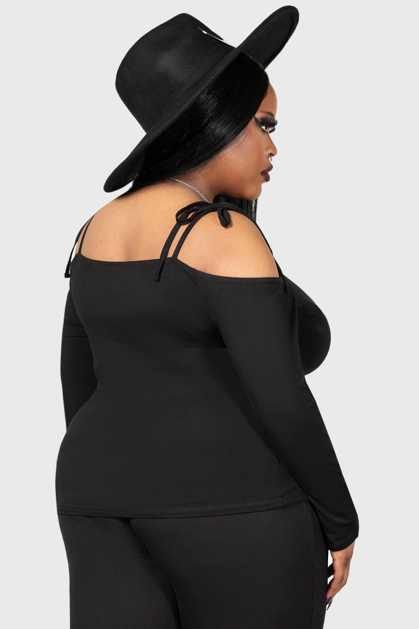 KILLSTAR Withering Wench Plus Size Bardot Top 4 KILLSTAR Withering Wench Plus Size Bardot Top - Image 4